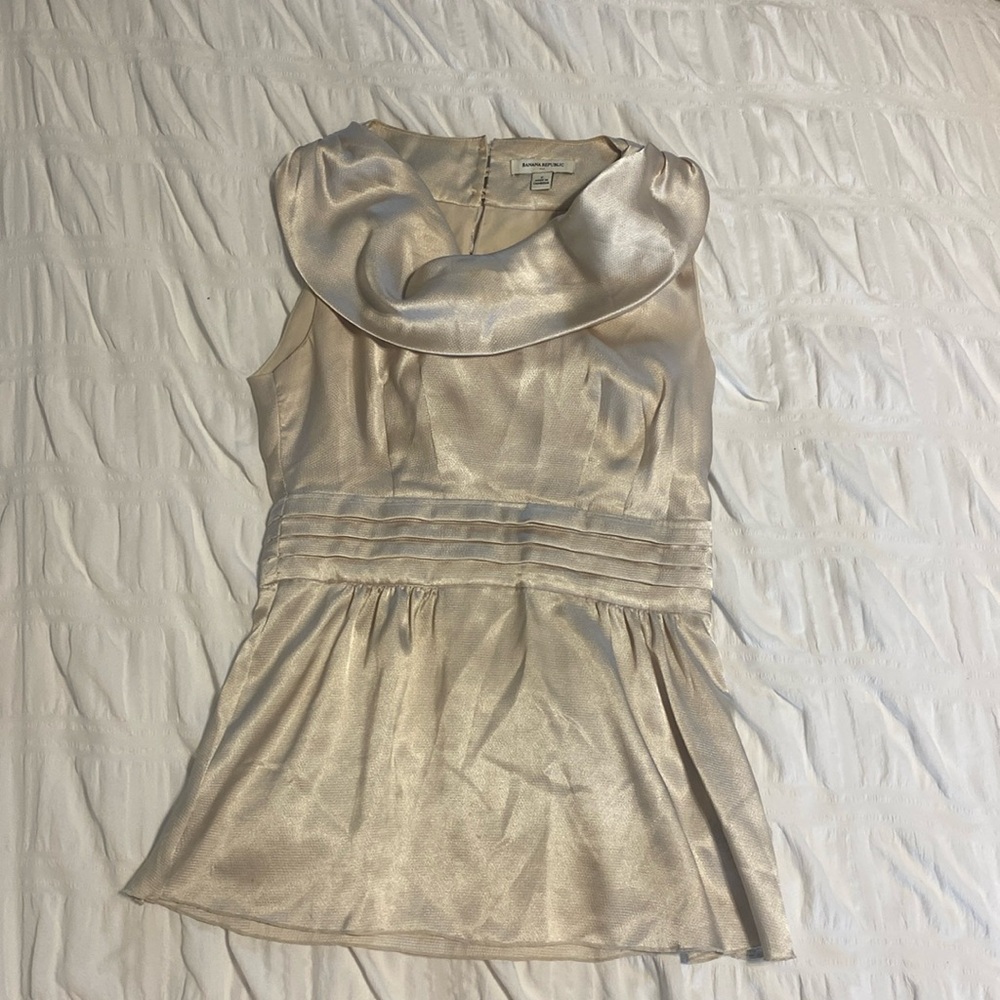 Cream Banana Republic Silky Top